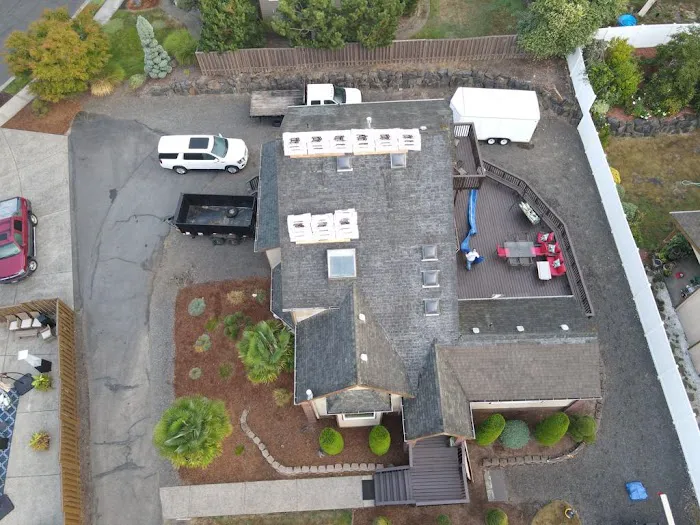 Lion's Roofing & Construction LLC Picture 2