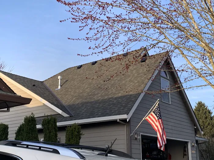 Mac Roofing and Siding Construction Picture 6