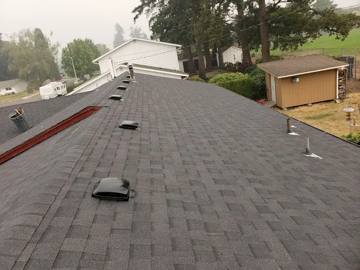 Willamette Valley Roofing, LLC Picture 1