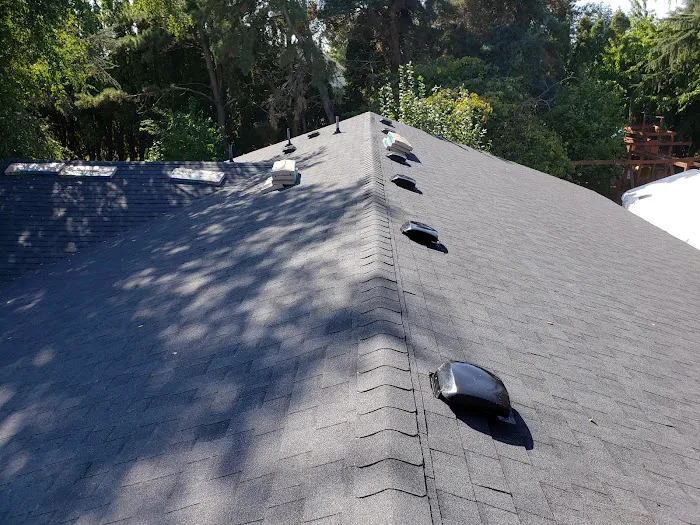 Willamette Valley Roofing, LLC Picture 4