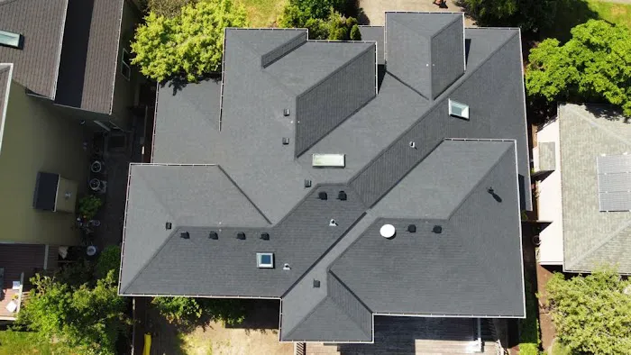 Winter Roofing Inc. Picture 3