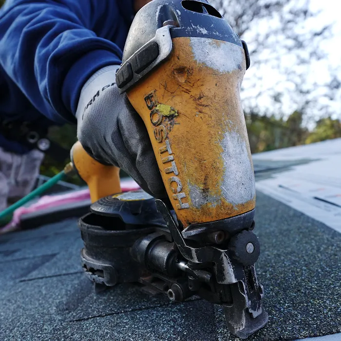 SLEEK EXTERIORS Picture 10