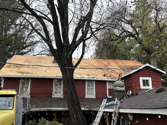 J & SONS ROOFING LLC Picture 7