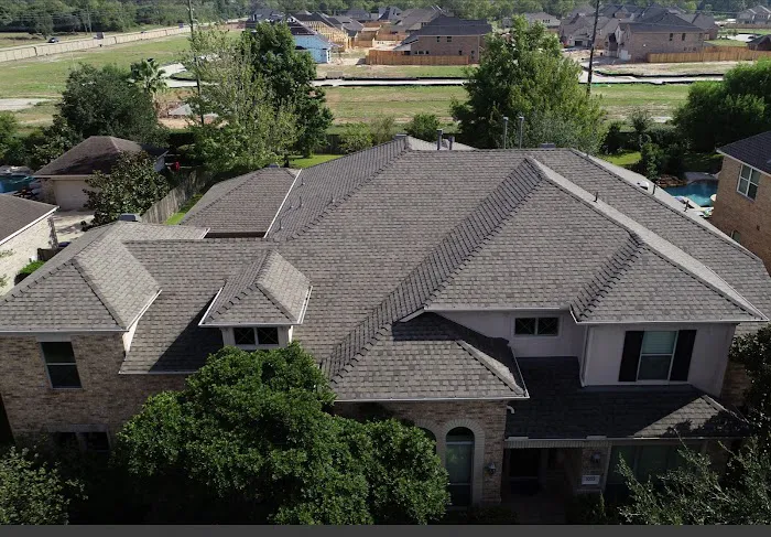 EMDF Roofing, LLC Picture 1