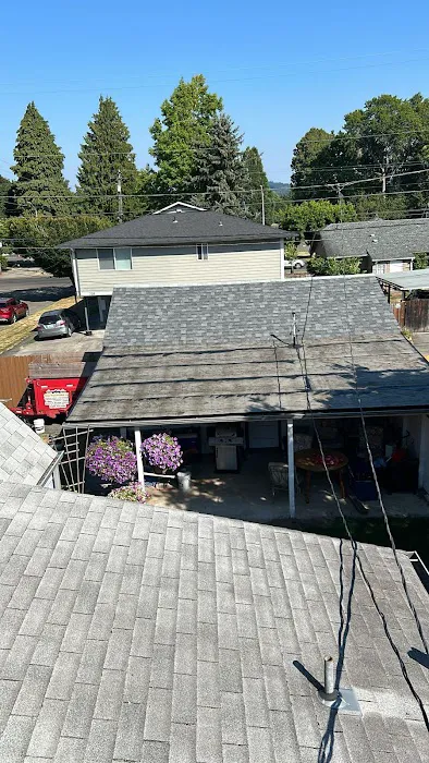 Gold Star Roofing LLC Picture 2