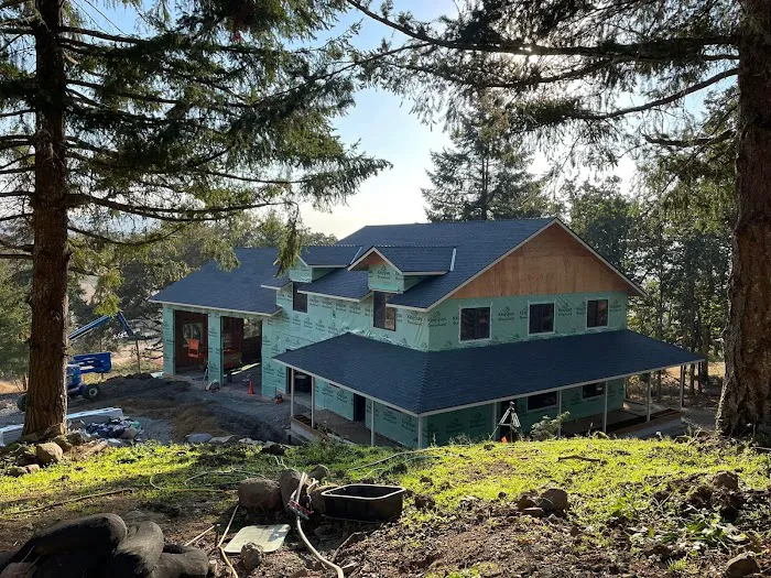 Coberly's Roofing and Construction LLC Picture 10