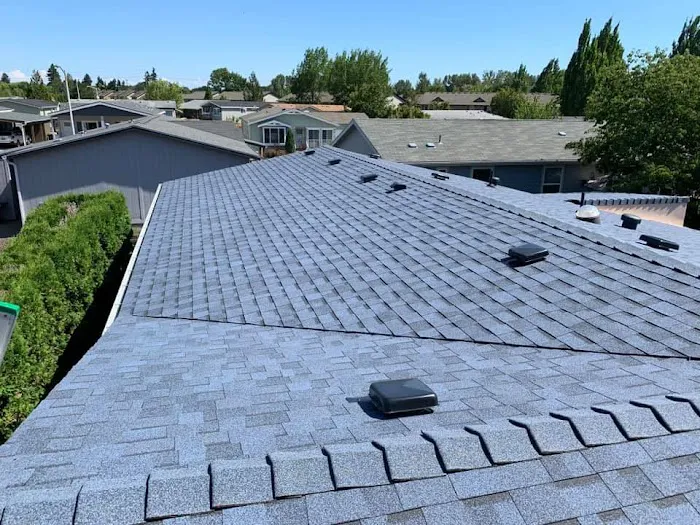 Monroy's Roofing LLC Picture 2