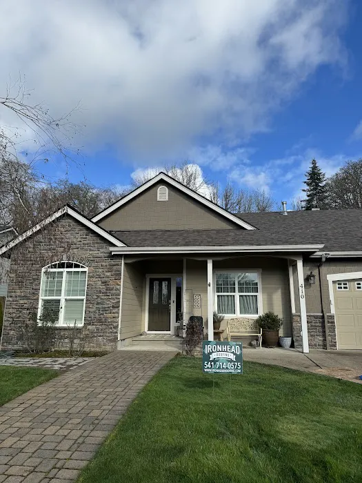 IronHead Roofing Picture 4