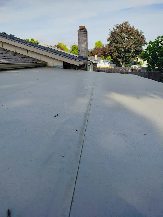 East Linn Roofing Inc Picture 3