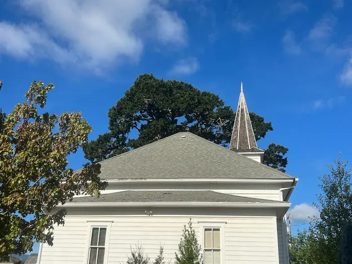 G&A Quality Roofing LLC Picture 1