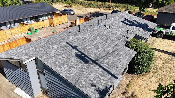 Peak Pros Roofing & Construction Picture 7