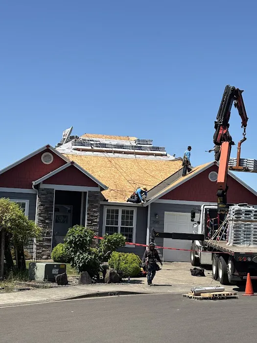 Peak Pros Roofing & Construction Picture 8