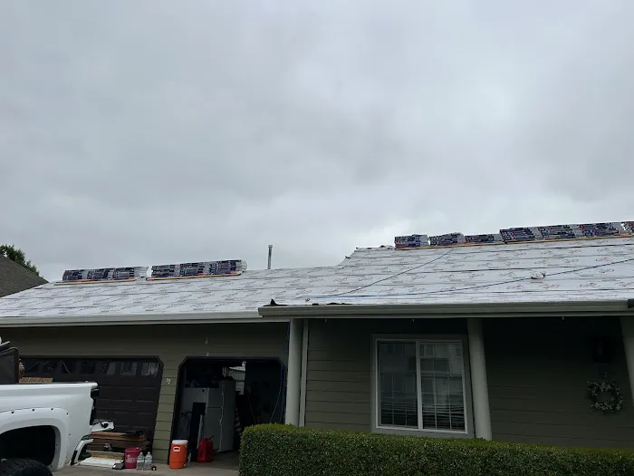 Pride Roofing and Paint Picture 2