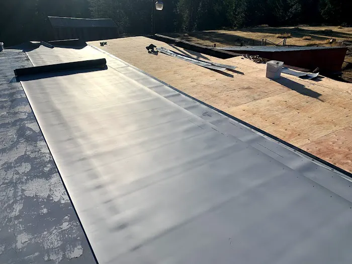 Uber Roofing LLC Picture 1