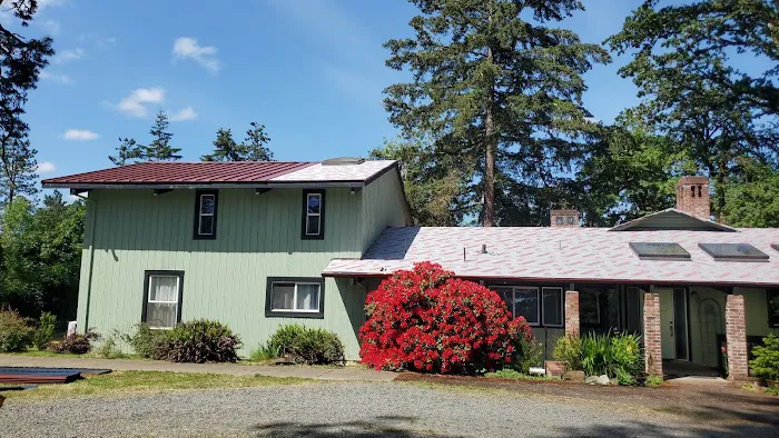 Oregon Metal Roofing and Gutters Picture 1