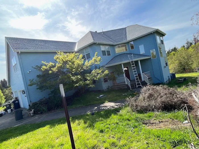 Father & Son Roofing LLC Picture 10