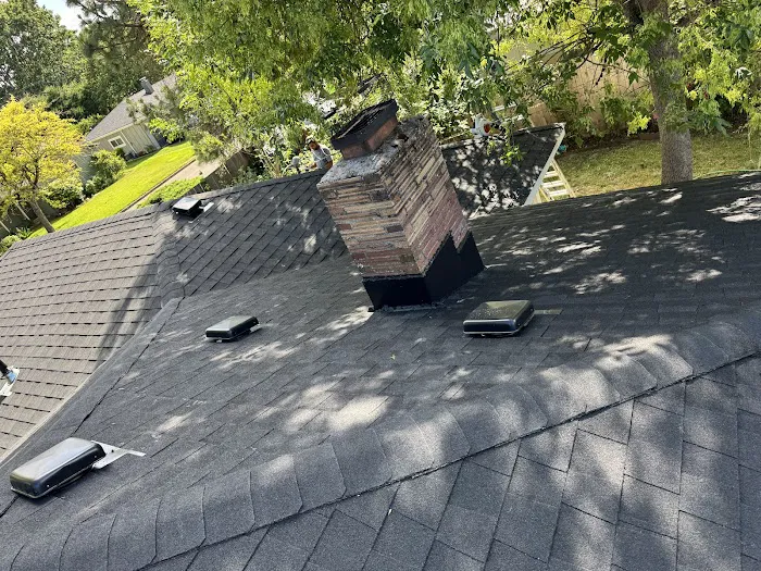 ROOF PROTECTOR & CONSTRUCTION LLC Picture 10