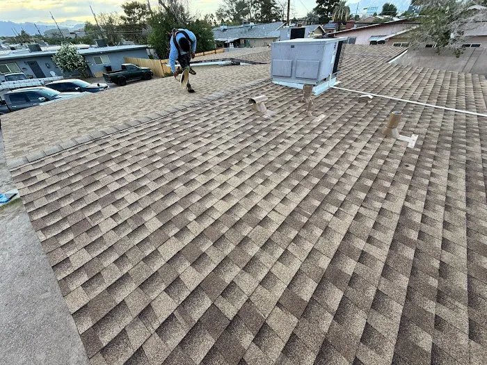 strong Roofing LLC Picture 2