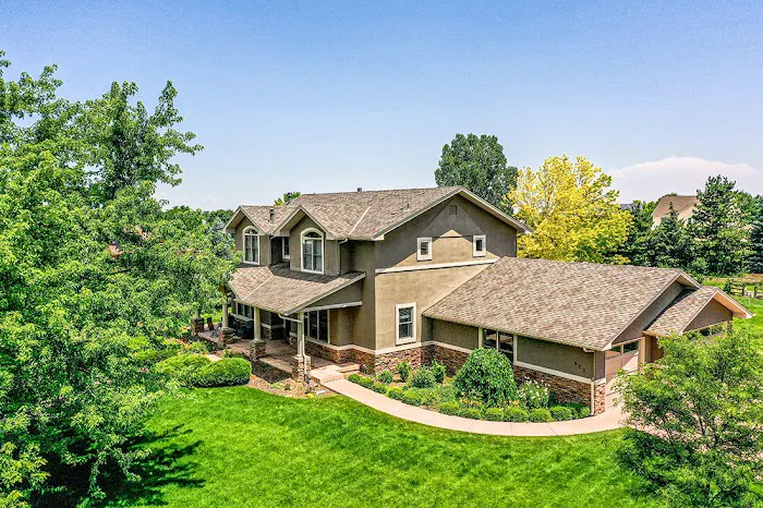 Scott's Roofing Picture 10