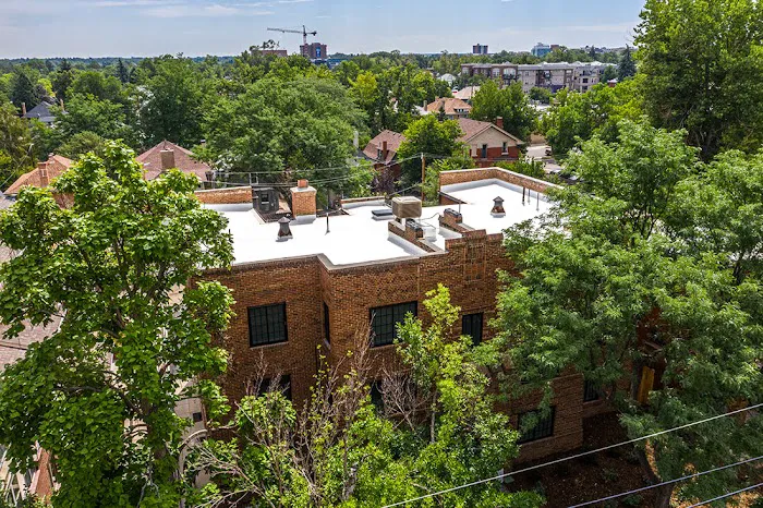 Scott's Roofing Picture 7