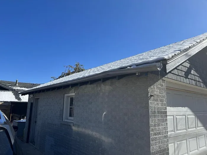 covR Roofing + Exteriors Picture 5