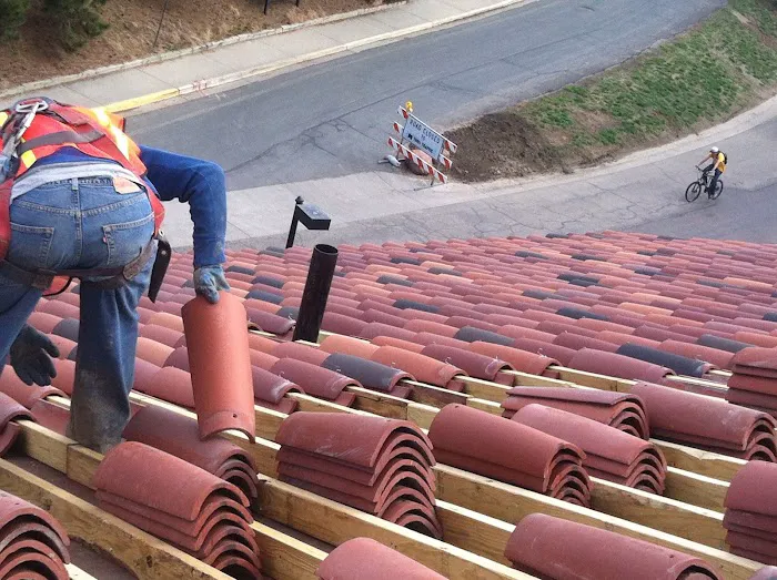 Rivera Roofing INC Picture 8