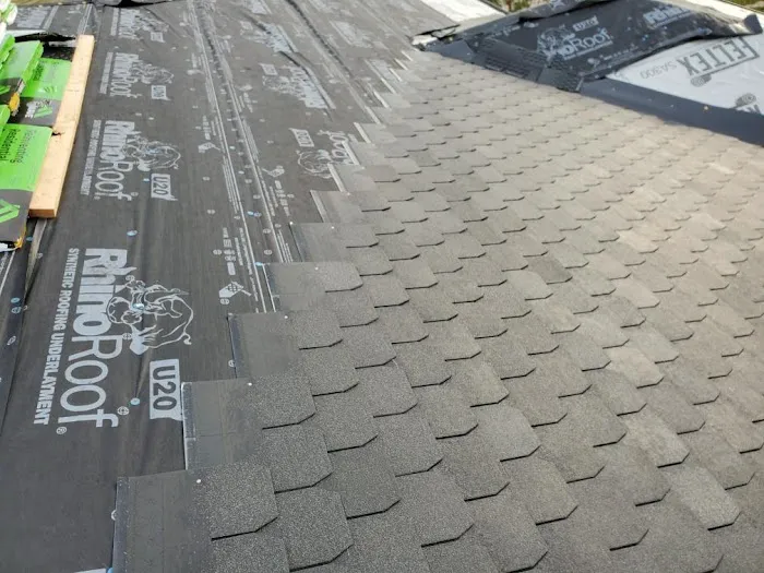 AM Construction & Roofing LLC Picture 2