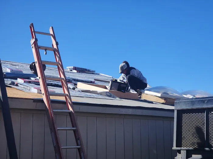 Colorado Superior Roofing & Exteriors Picture 1