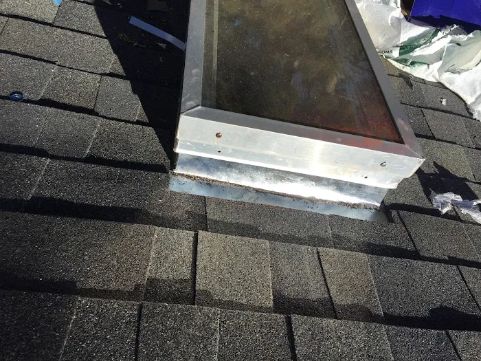 Woodberg Roofing and Restoration Picture 7