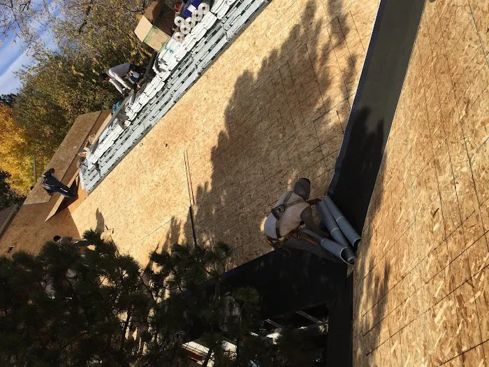 Woodberg Roofing and Restoration Picture 6