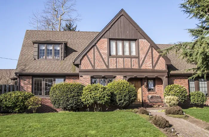 Blue Spruce Roofing & Exteriors Picture 8