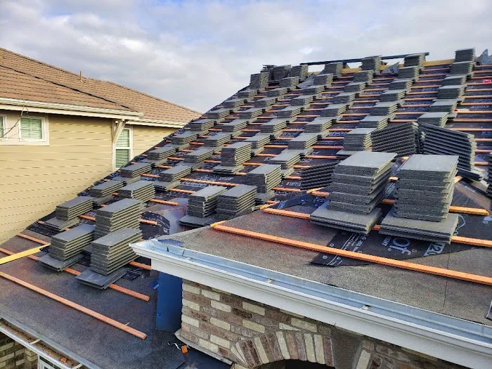 Mountaintop Roofing, Inc. Picture 10