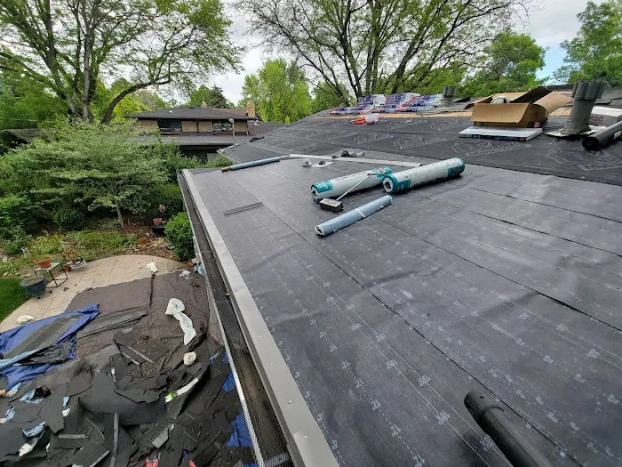 Cairn Roofing and Siding Picture 4