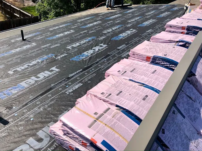 Elo Roofing Picture 3