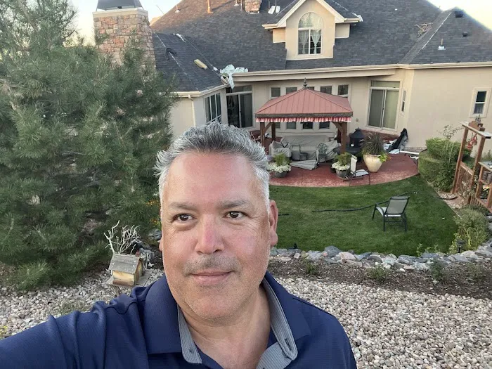 Lowrie Construction & Roofing Picture 7