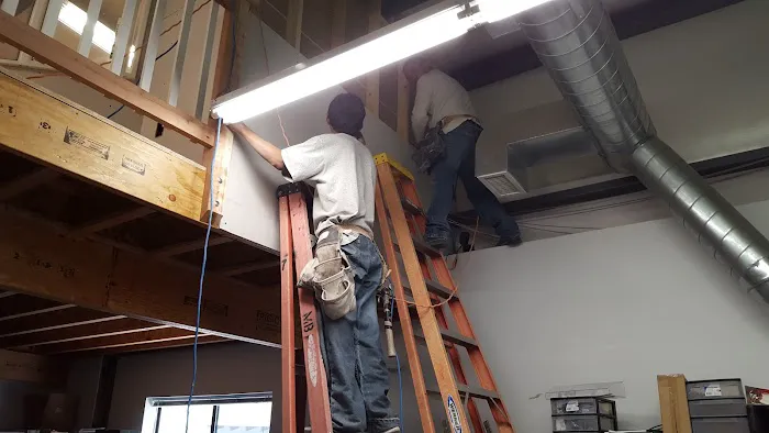 M B Roofing Inc Picture 2