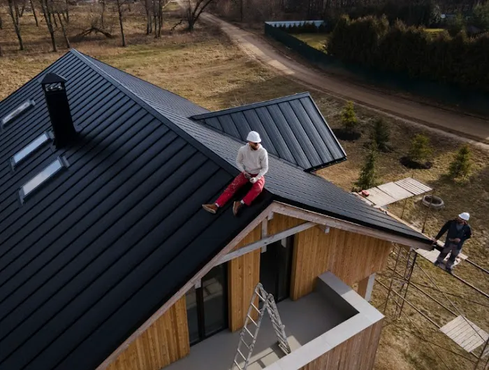 LEMT Roofing Picture 3