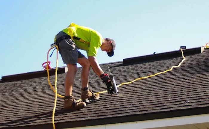 LEMT Roofing Picture 4