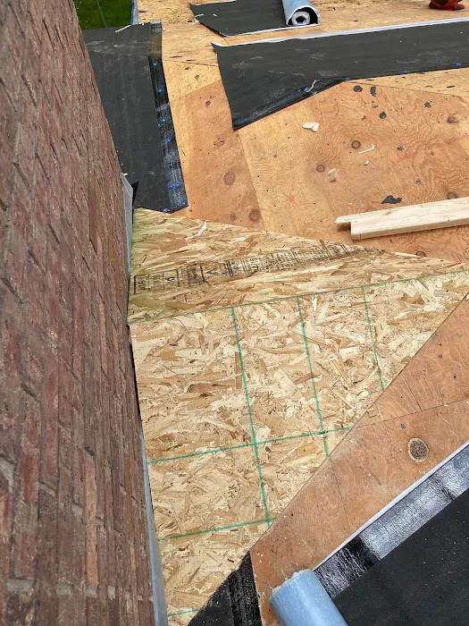 HDO ROOFING & EXTERIOR LLC Picture 9