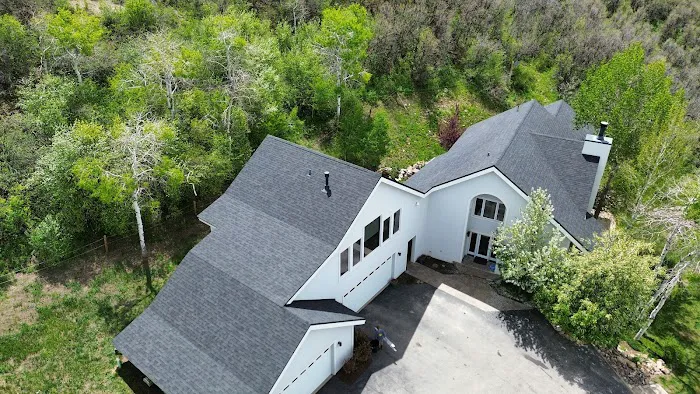 Tepuy Roofing Picture 4