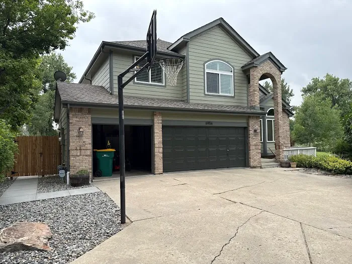 Peak Roofing and Solar Picture 4