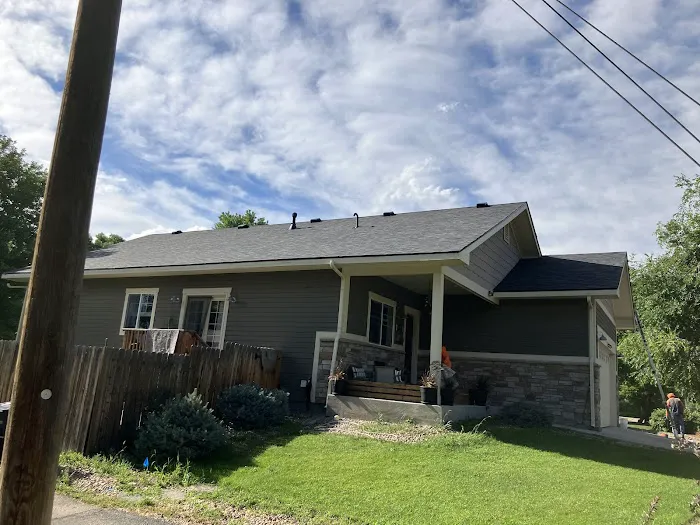 Pro Exteriors, LLC Picture 7