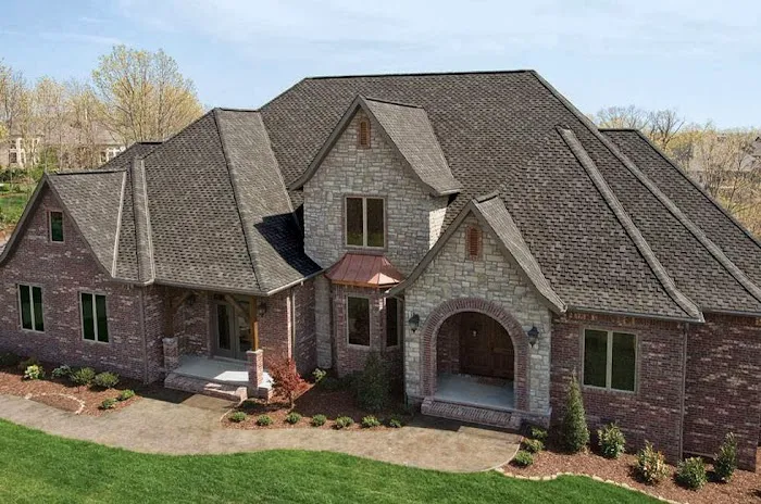 Strait Line Roofing Picture 5