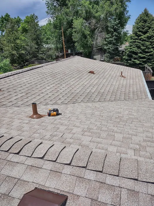 Strait Line Roofing Picture 4