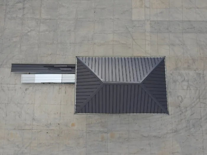 Lifetime Construction Picture 1