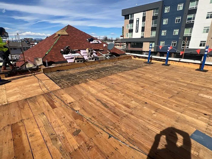 Red Hawk Roofing - Denver Picture 1