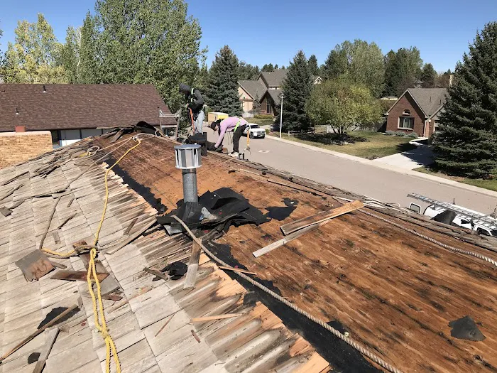 AXEL Roofing Construction LLC Picture 10