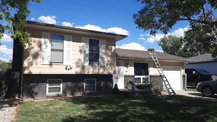 R4 Roofing & Exteriors Picture 4