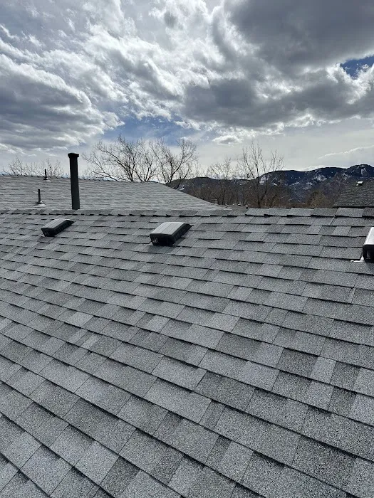 Advanced Construction Roofing Picture 2