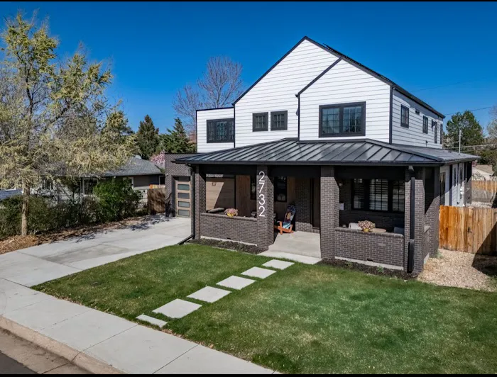 Simple Roofing & Exteriors Picture 2